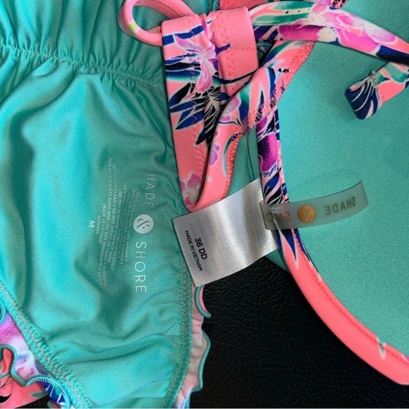 Shade & Shore Women's Shore Bikini Set Firey Coral Tropical 36 DD and Medium - Picture 10 of 10